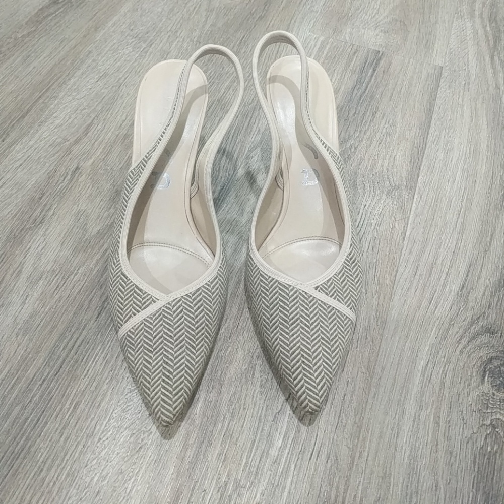 Unisa | Slingback pumps | size 7.5